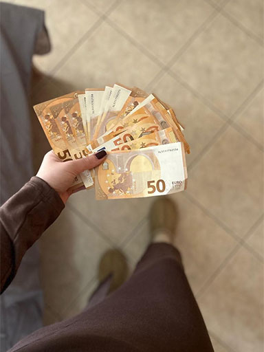 LUXWINNERS_0000_WhatsApp Image 2025-12-28 at 12.48.55_b33975b6